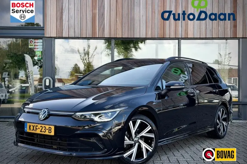 Volkswagen Golf (2022)