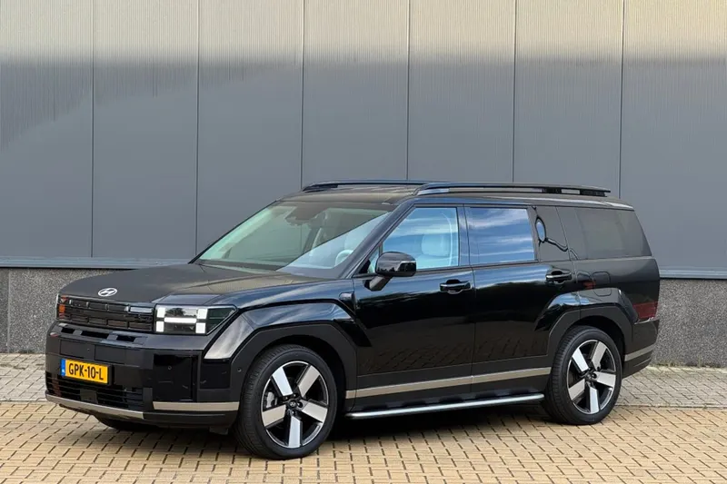Hyundai Santa Fe (2024)