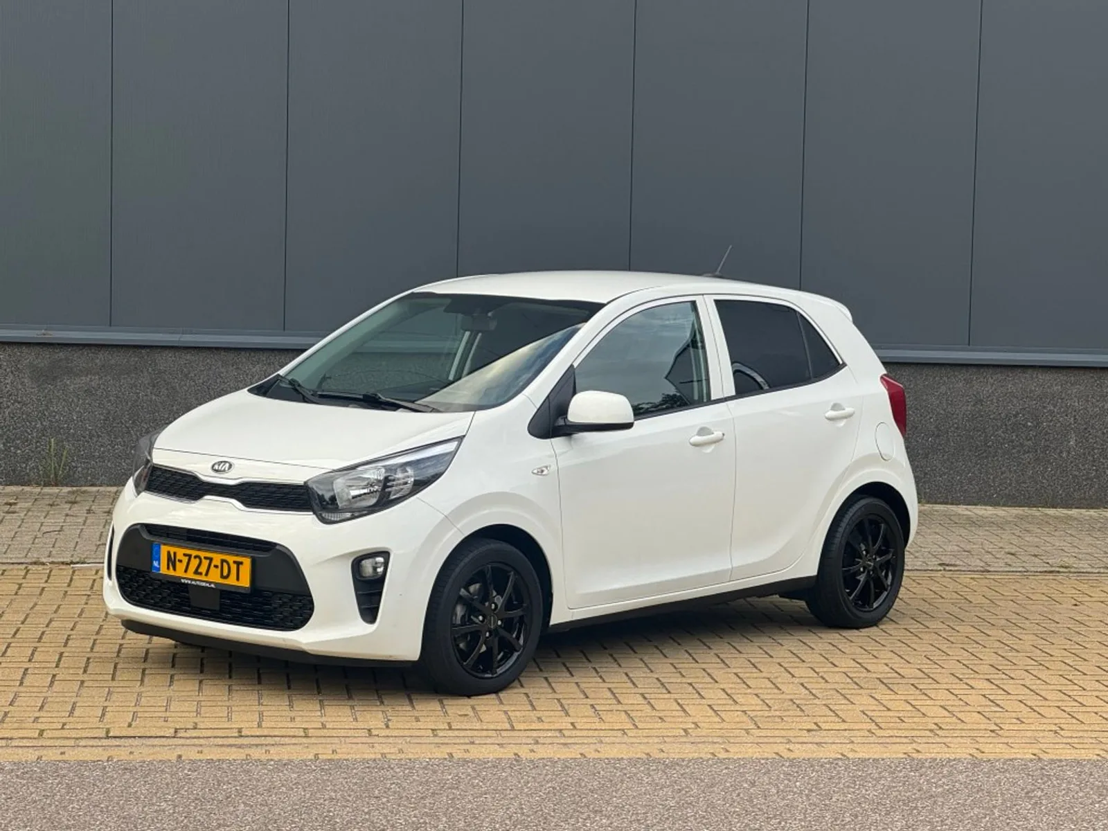 Kia Picanto (2021) — foto 1