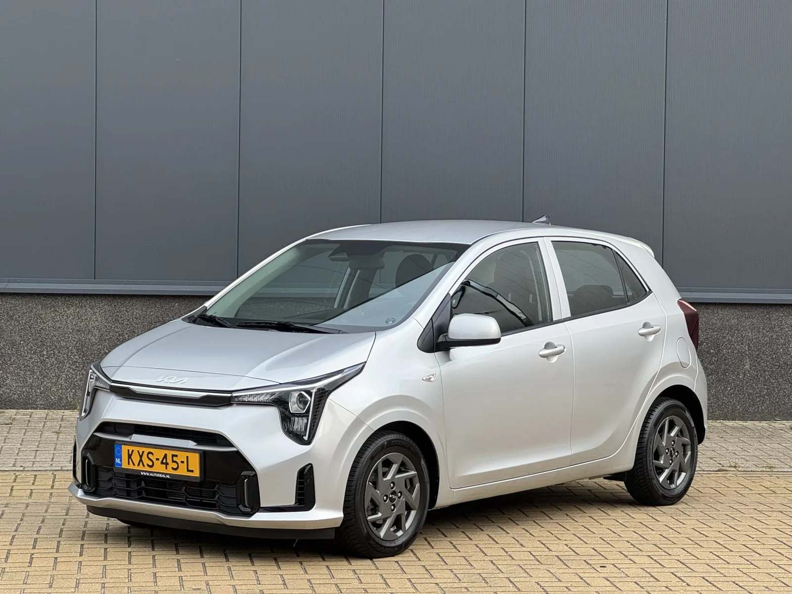 Kia Picanto (2025) — foto 1