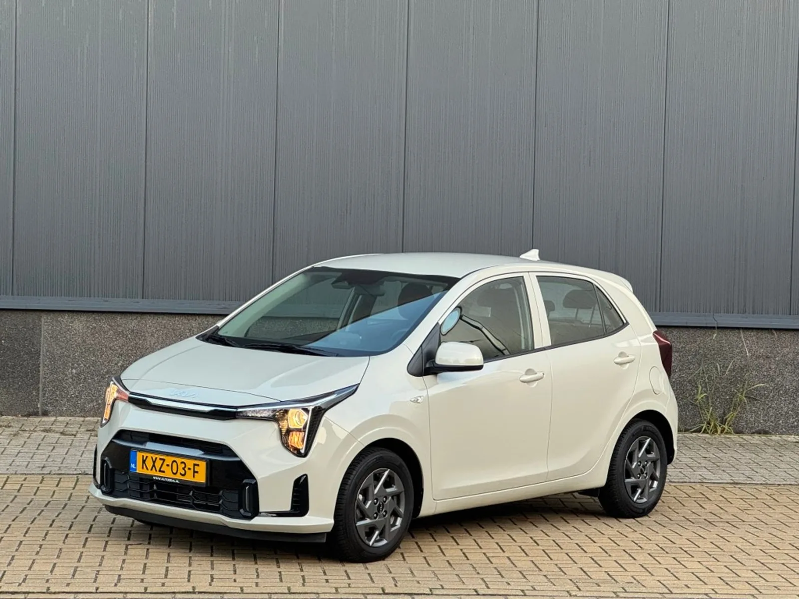 Kia Picanto (2025) — foto 1
