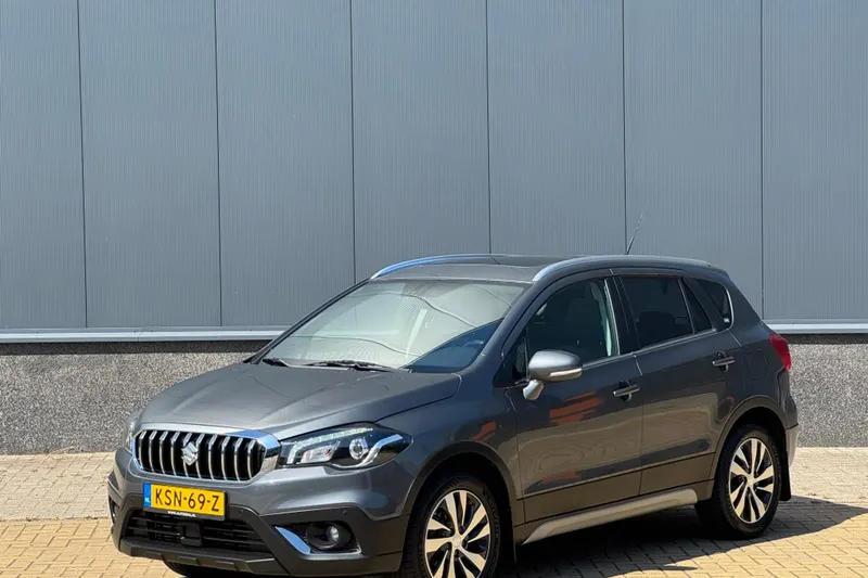 Suzuki S-Cross (2021)