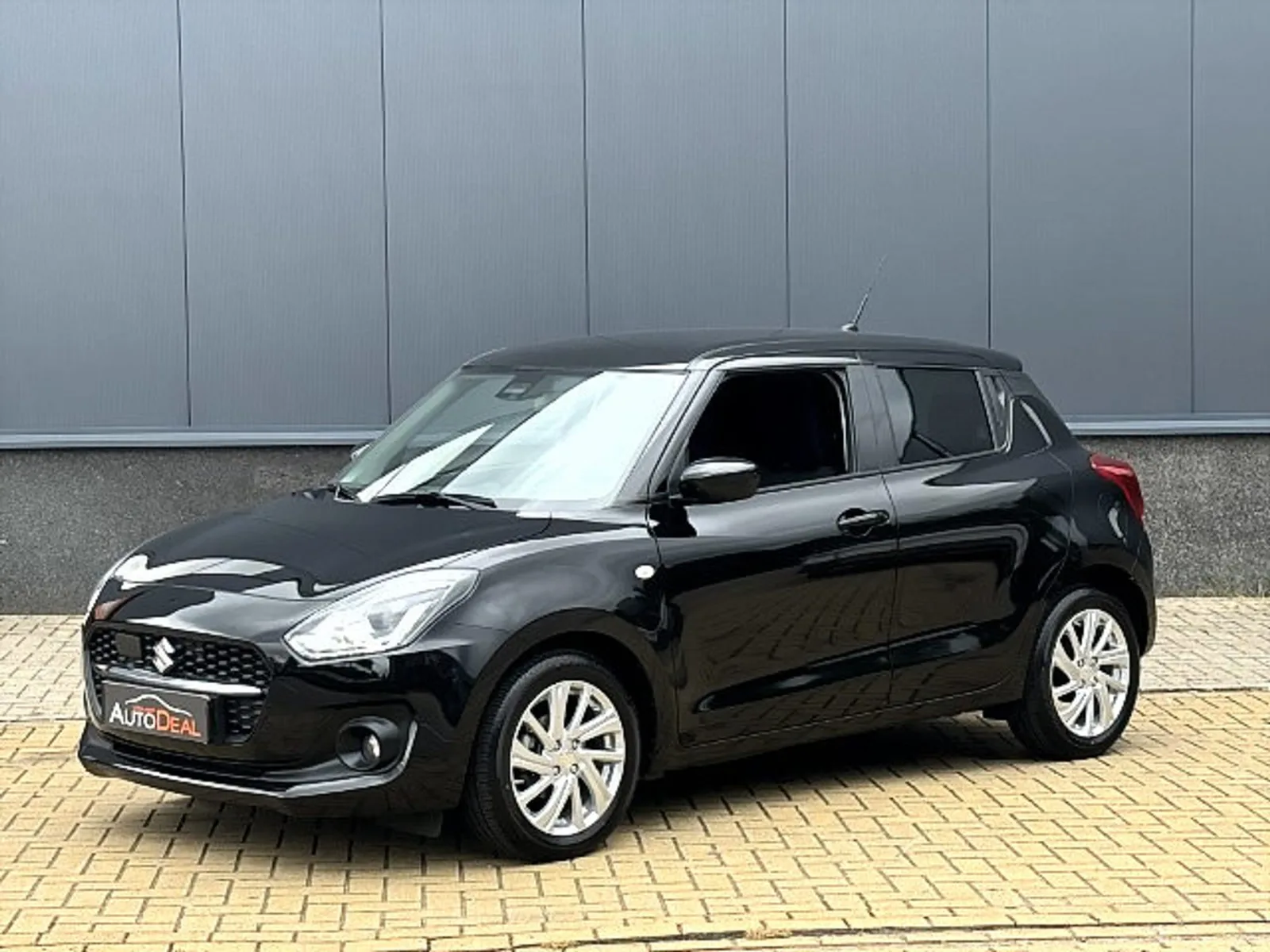Suzuki Swift (2023) — foto 1