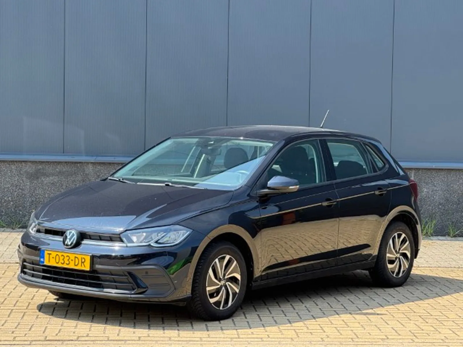 Volkswagen Polo (2023) — foto 1