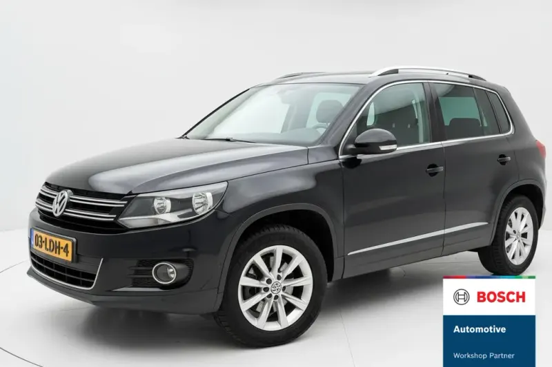 Volkswagen Tiguan (2012)
