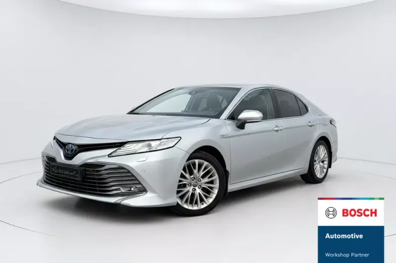 Toyota Camry (2020)