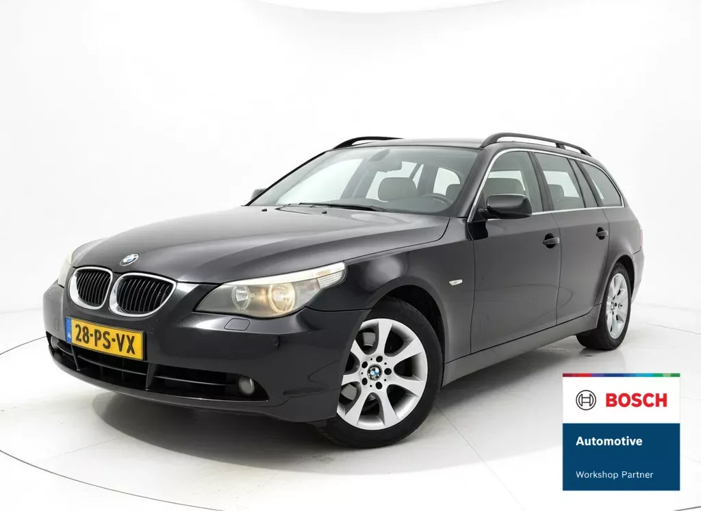 BMW 5-Serie (2004) — foto 1