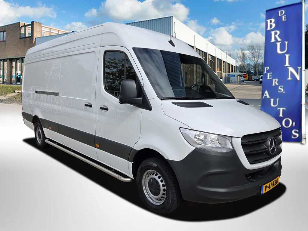 Mercedes-Benz Sprinter (2024) — foto 1