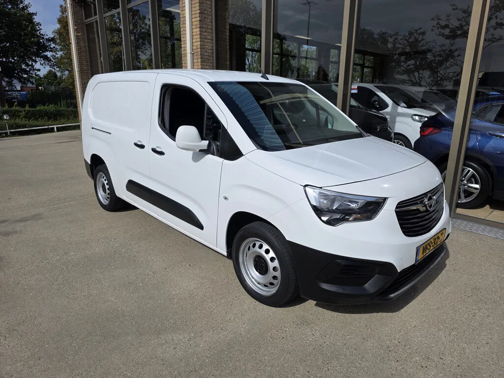 Opel Combo (2020) — foto 1