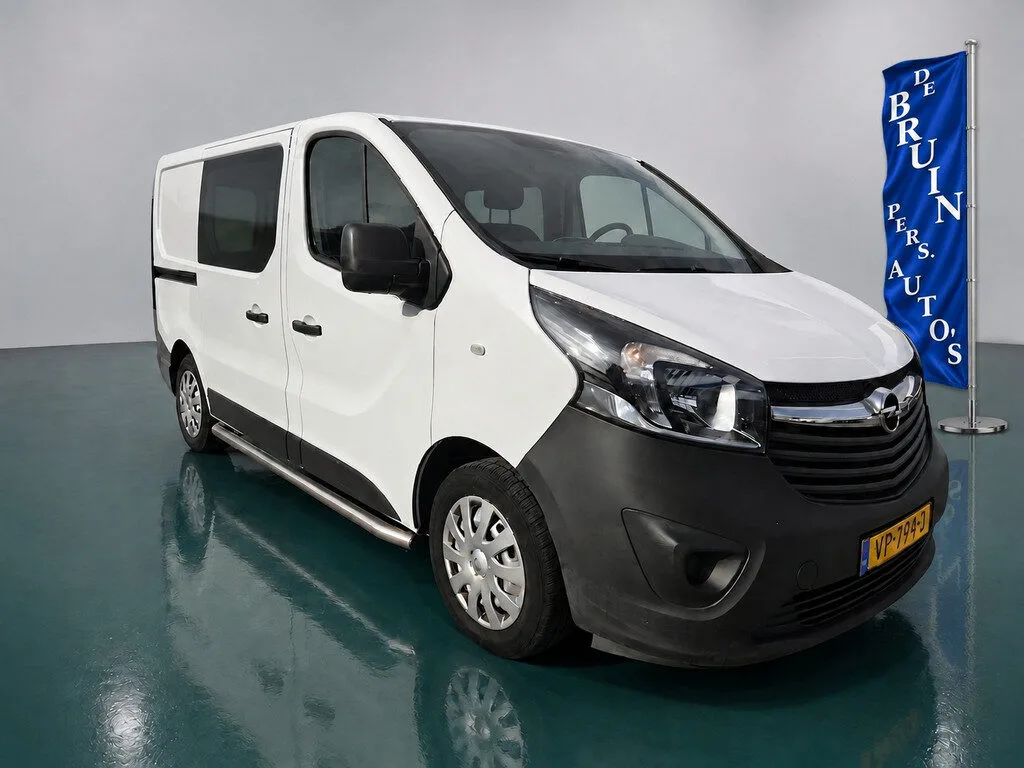 Opel Vivaro (2015) — foto 1