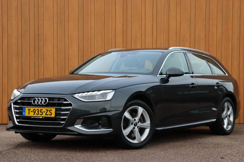 Audi A4 (2023)