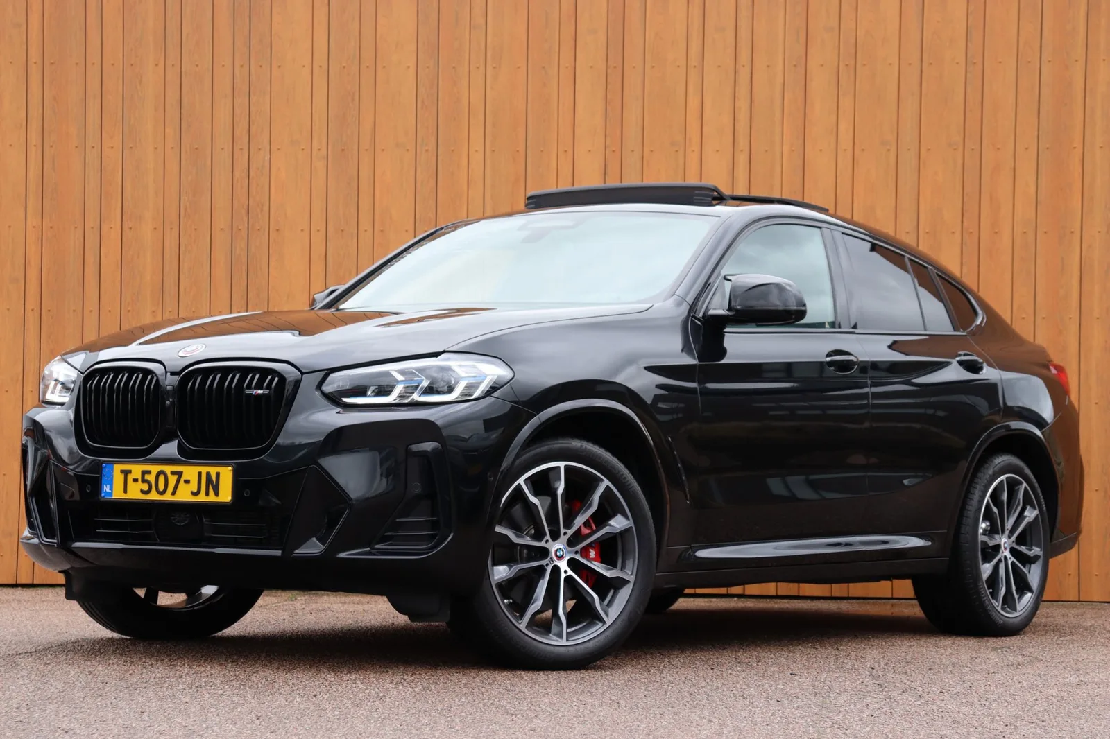 BMW X4 (2023) — foto 1