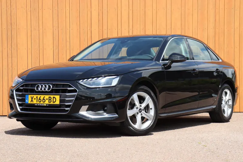 Audi A4 (2023)