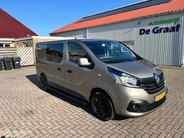Renault Trafic (2017) — foto 1