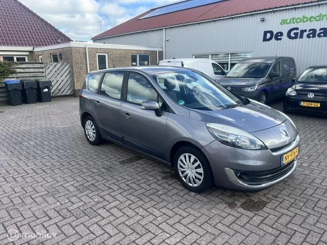 Renault Scénic (2013) — foto 1
