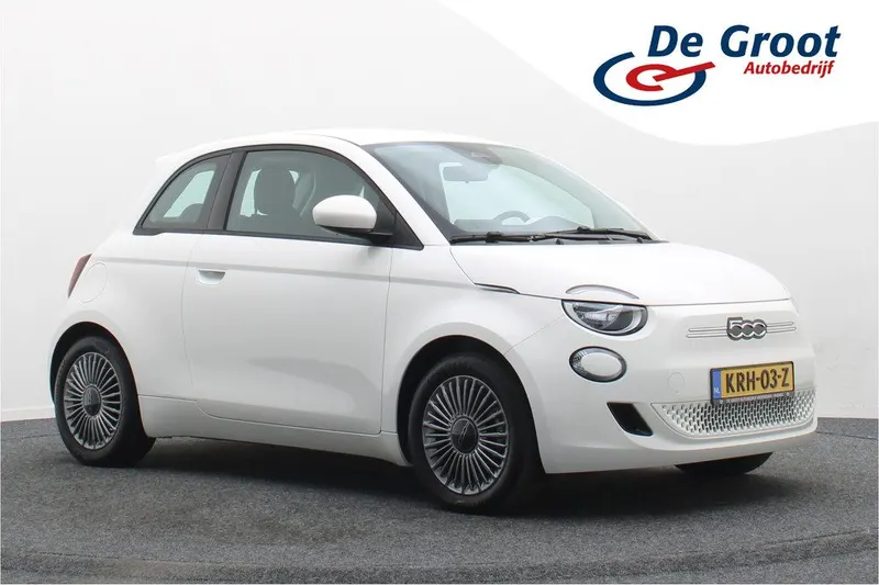 Fiat 500e (2023)