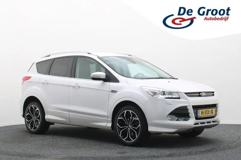 Ford Kuga (2015)