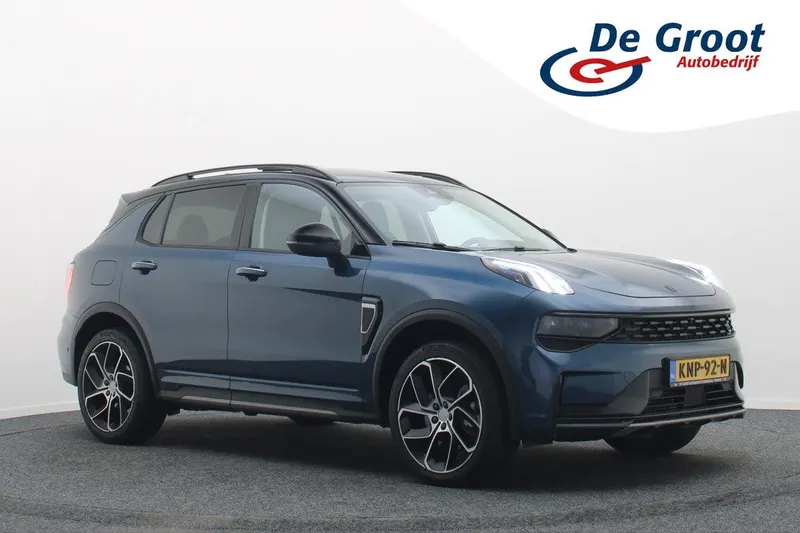 Lynk & Co 01 (2023)