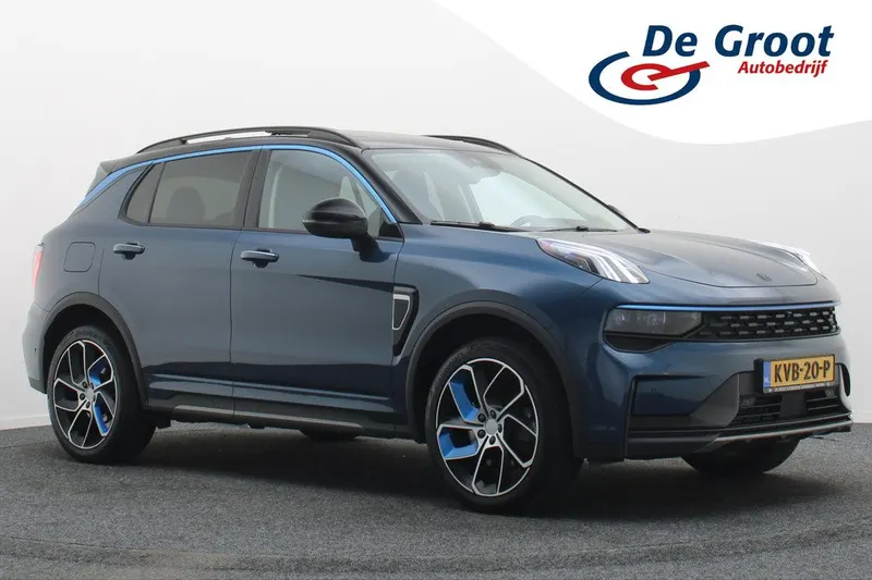 Lynk & Co 01 (2023)
