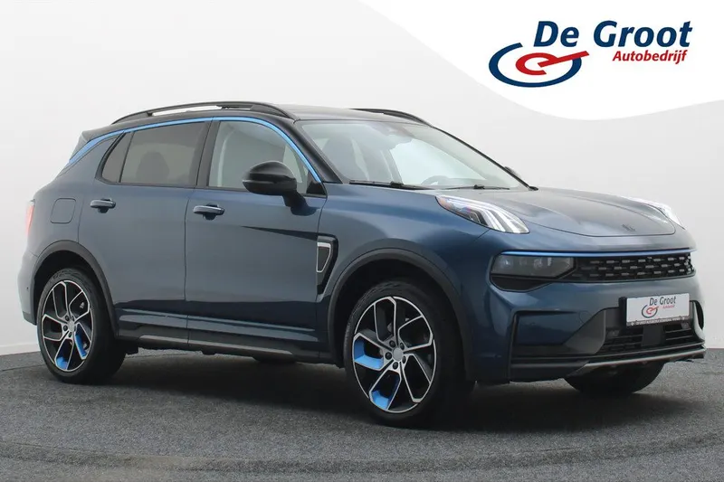 Lynk & Co 01 (2022)