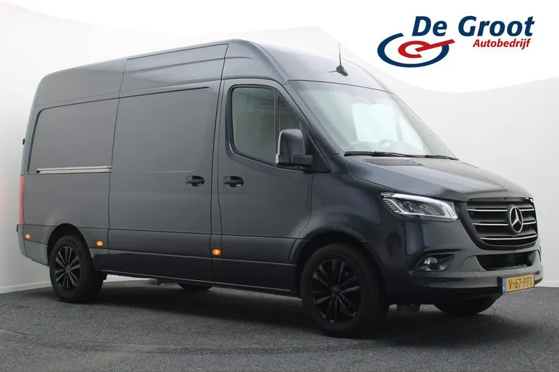 Mercedes-Benz Sprinter (2023)