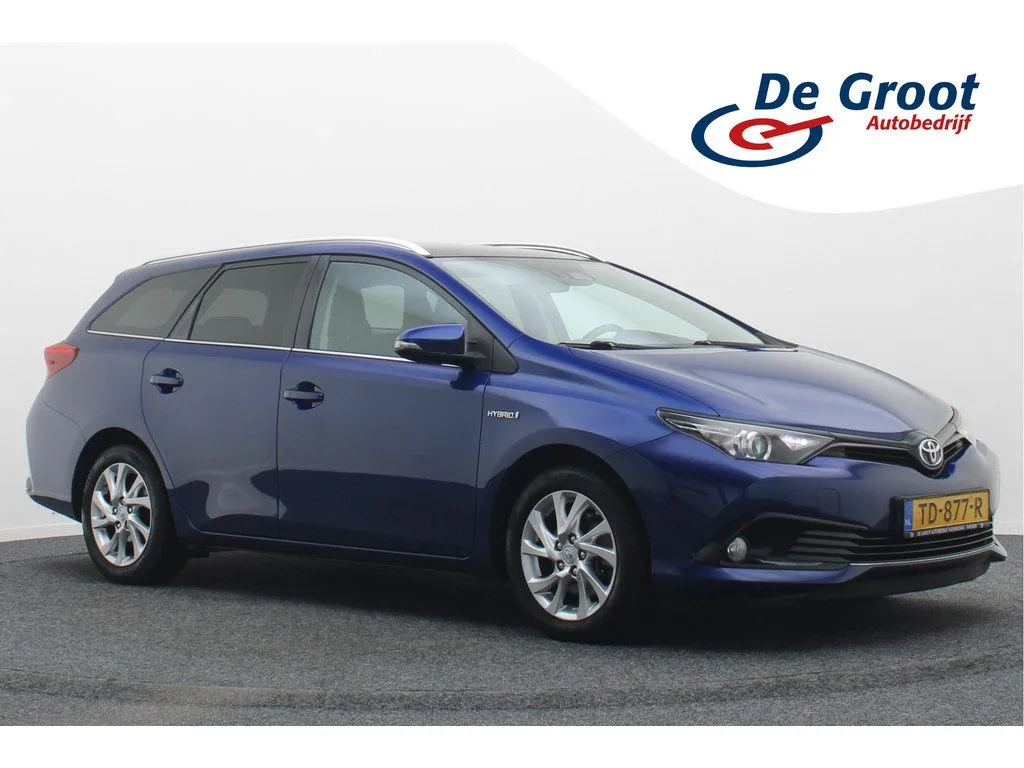 Toyota Auris (2018) — foto 1