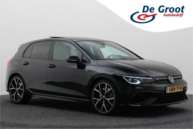 Volkswagen Golf (2023)