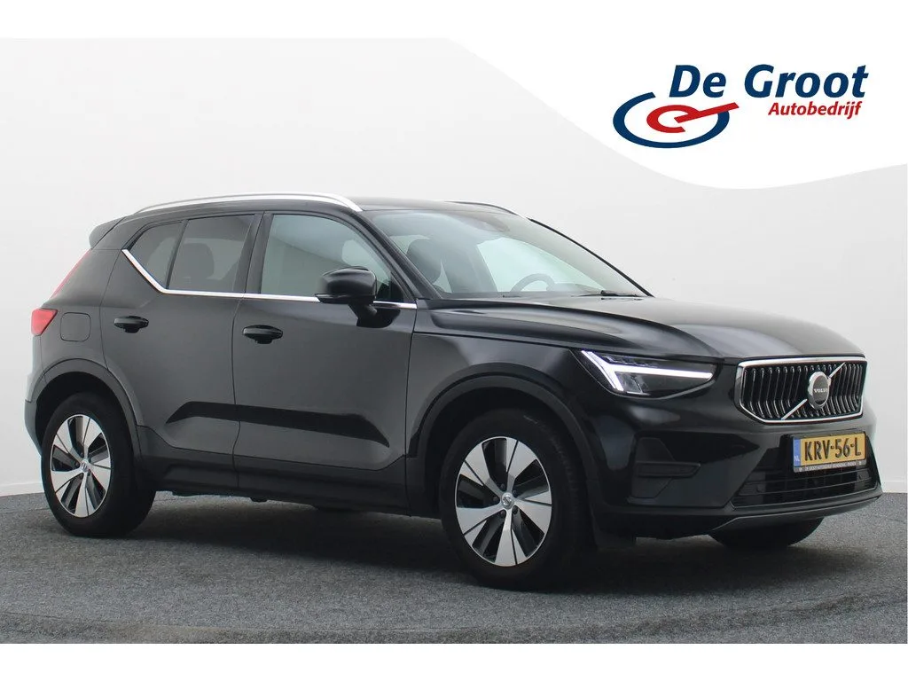 Volvo XC40 (2022) — foto 1