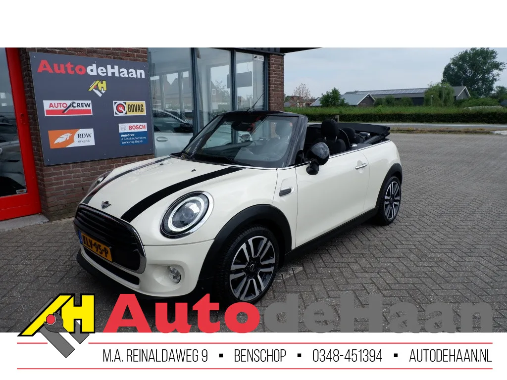 MINI Cabrio (2019) — foto 1