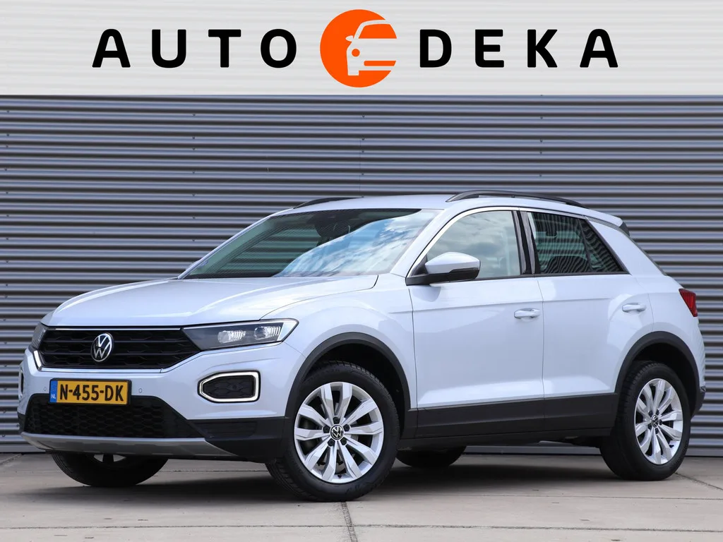 Volkswagen T-Roc (2021) — foto 1
