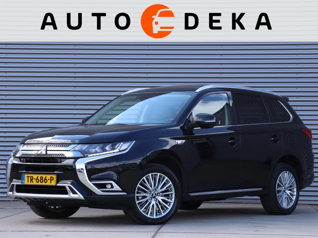 Mitsubishi Outlander (2018) — foto 1