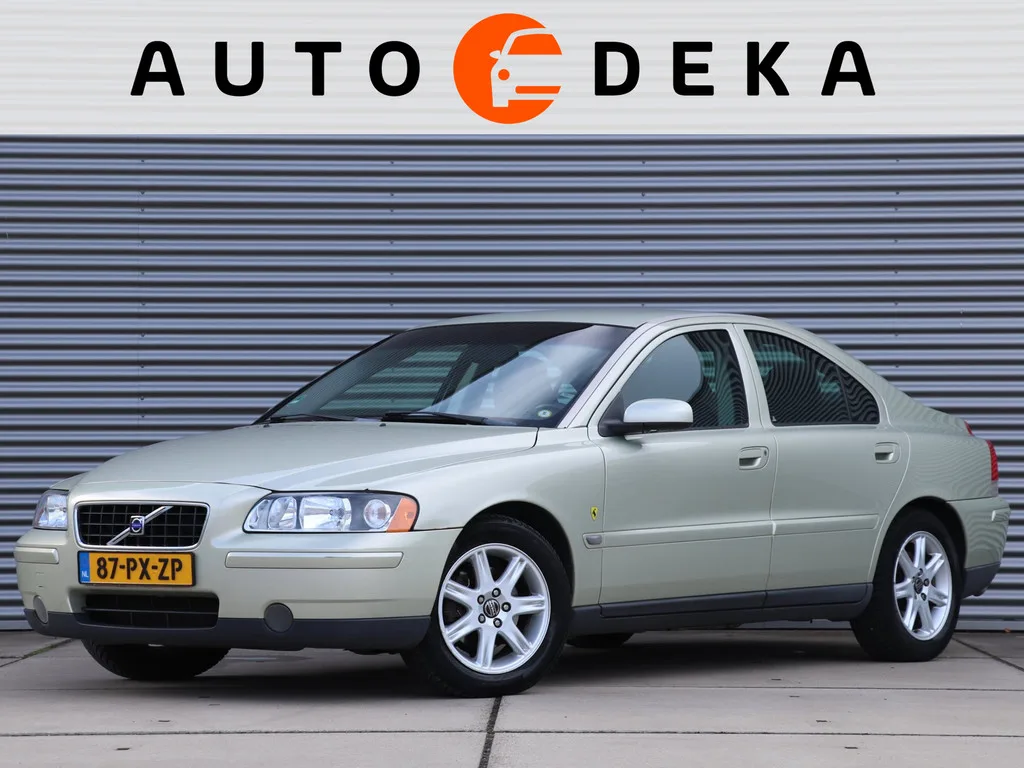 Volvo S60 (2005) — foto 1