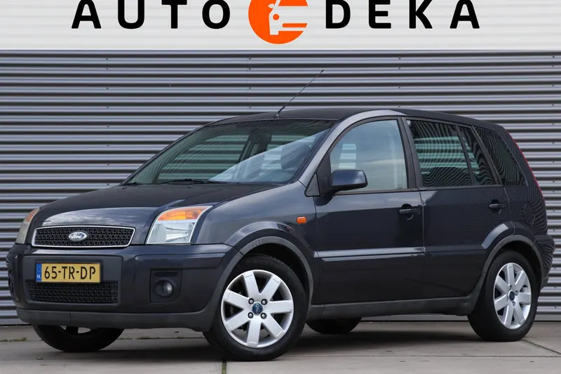 Ford Fusion (2007)