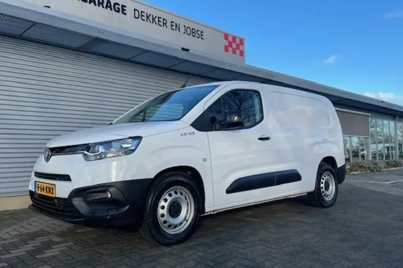 Toyota ProAce City (2024)