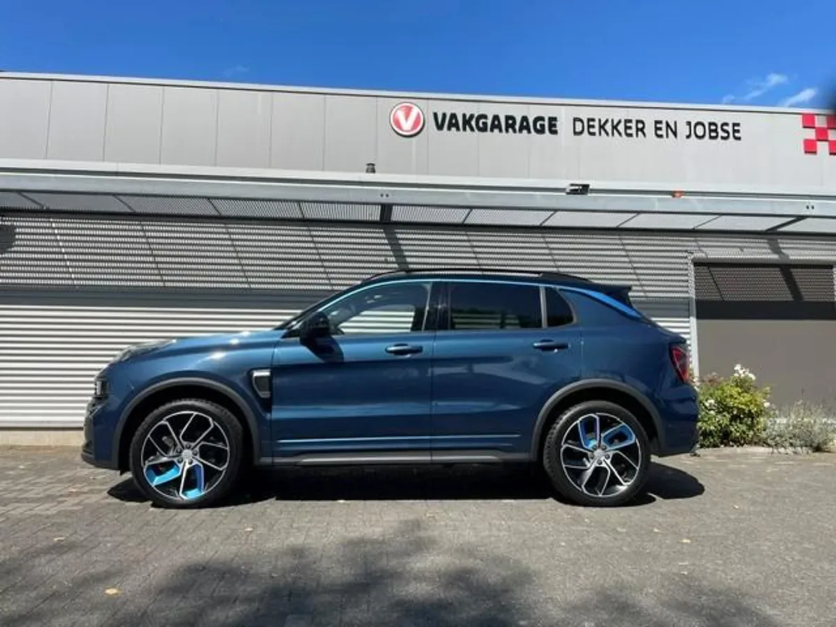 Lynk & Co 01 (2023) — foto 1