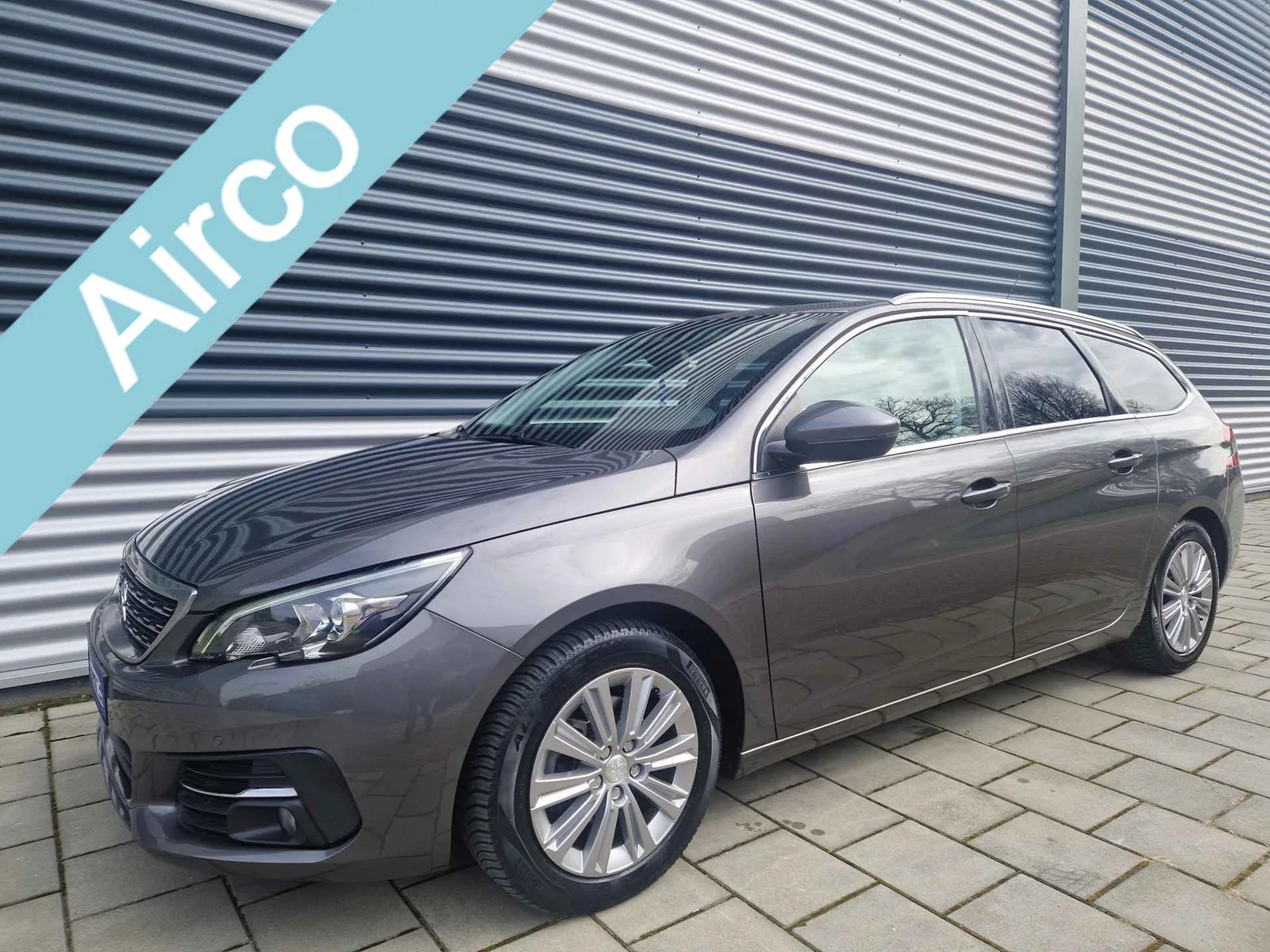 Peugeot 308 (2018) — foto 1