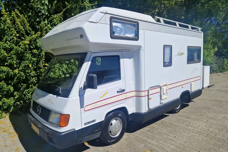 Mercedes-Benz MB 100 (1993)