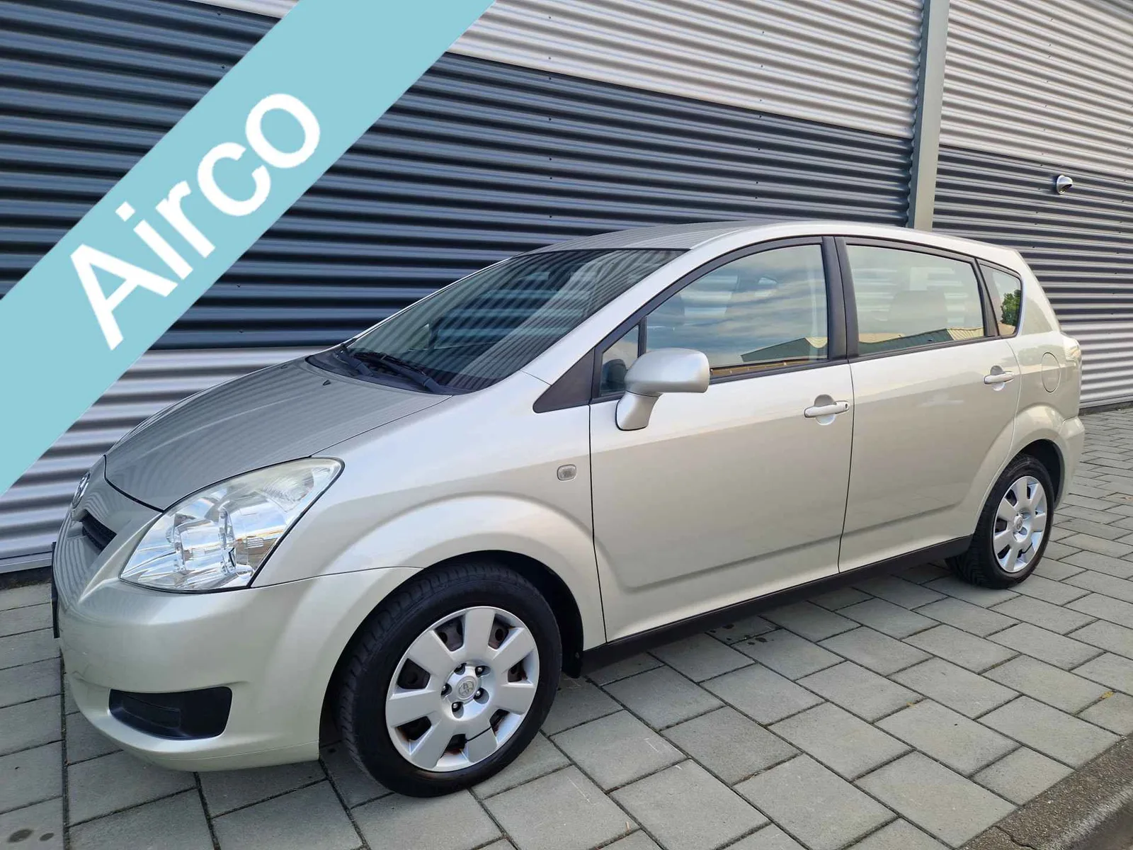 Toyota Verso (2008) — foto 1