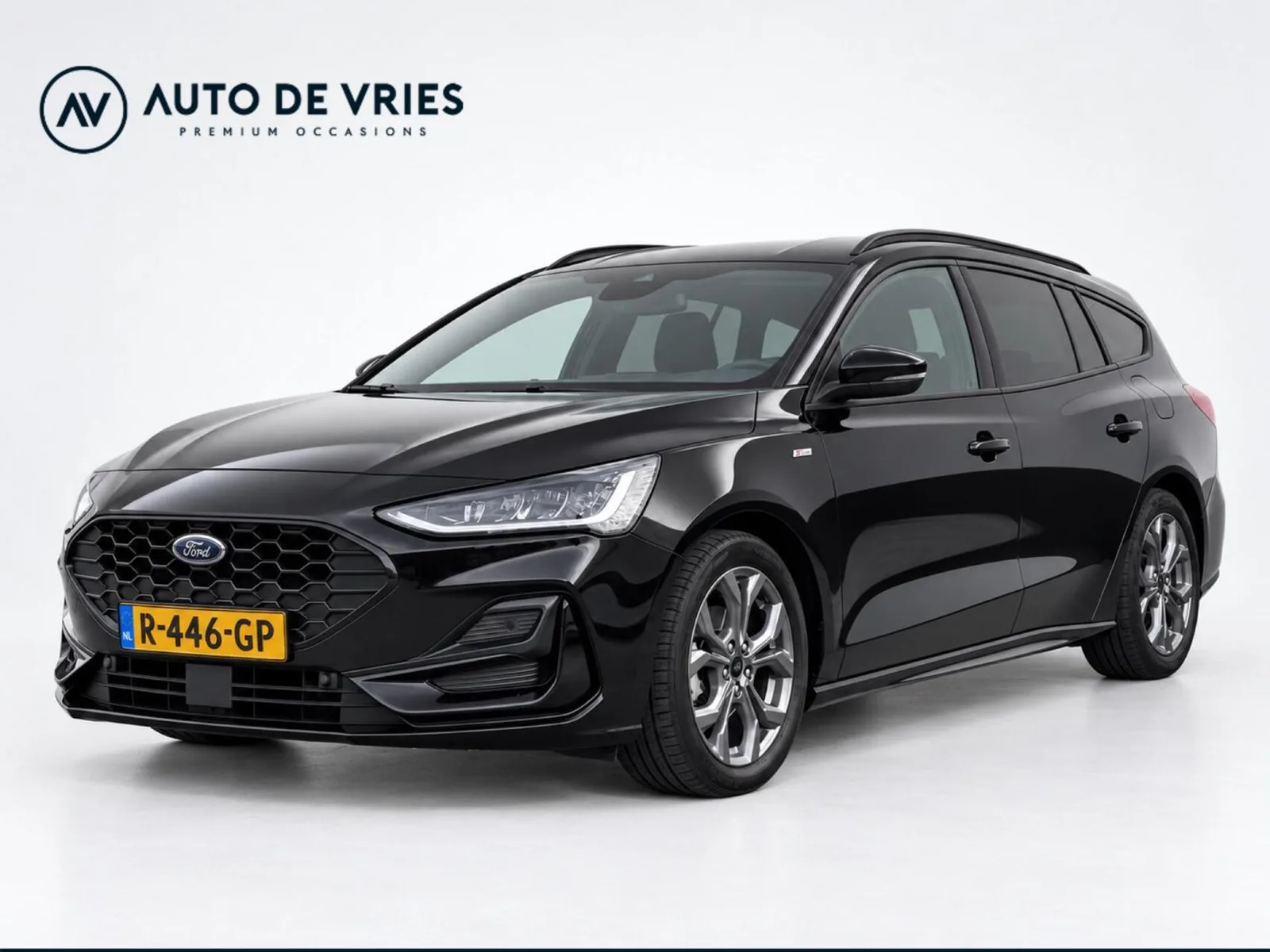 Ford Focus (2022) — foto 1