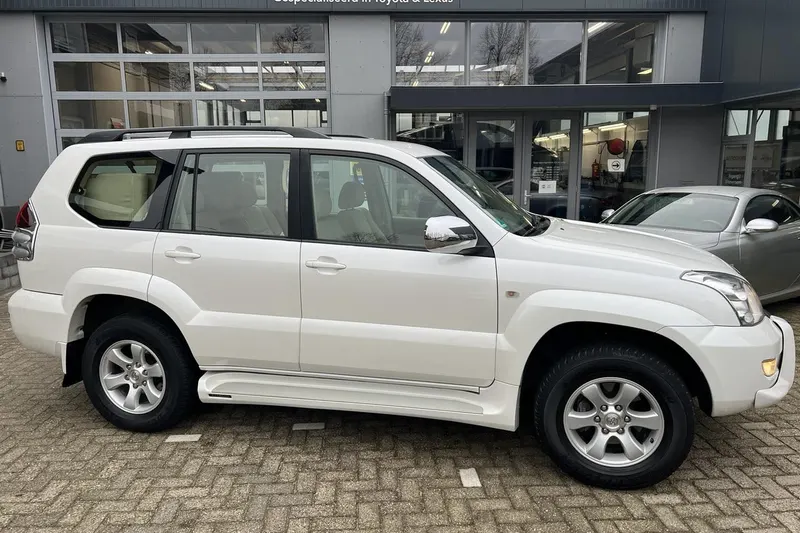 Toyota Land Cruiser (2008)