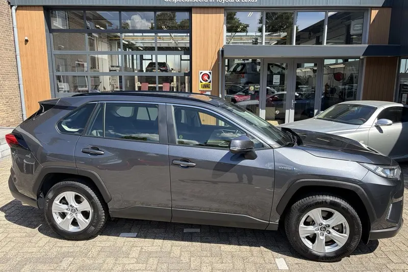 Toyota RAV4 (2019)