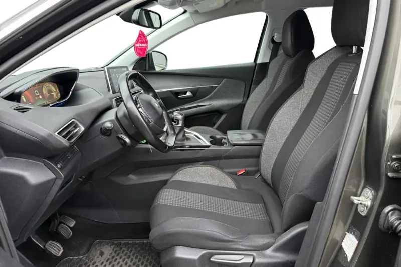 Peugeot 3008 (2017)
