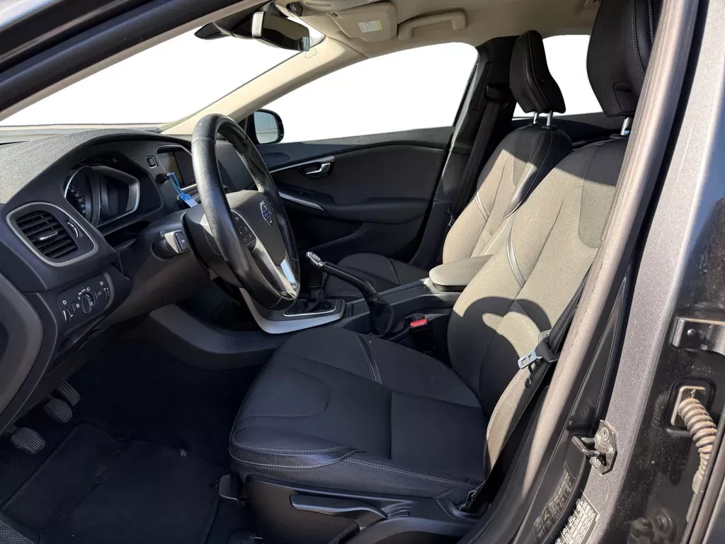 Volvo V40 Cross Country (2013) — foto 1