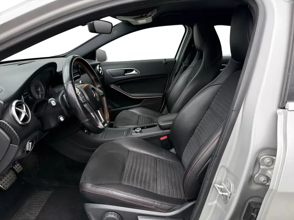Mercedes-Benz A-Klasse (2012) — foto 1
