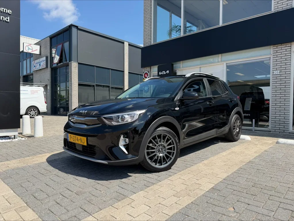 Kia Stonic (2022) — foto 1