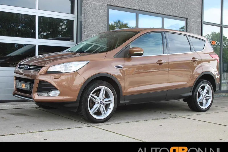 Ford Kuga (2013)