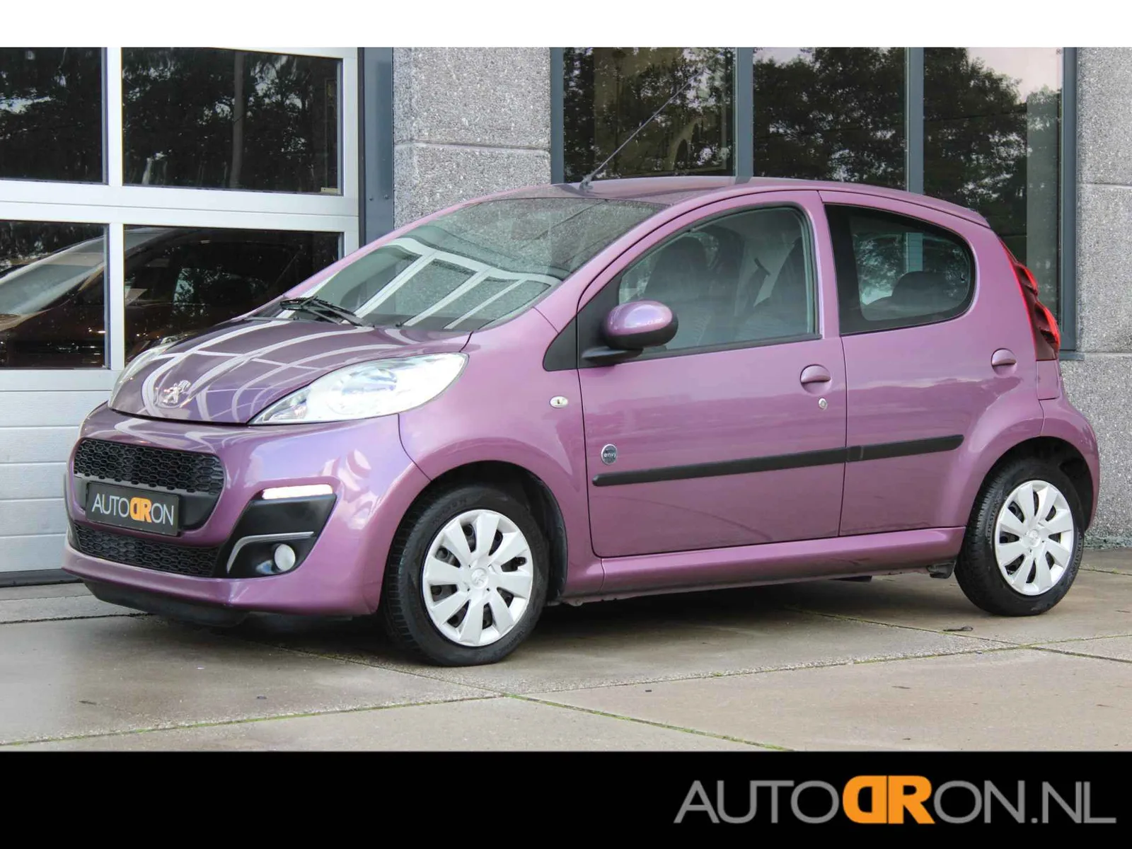 Peugeot 107 (2014) — foto 1