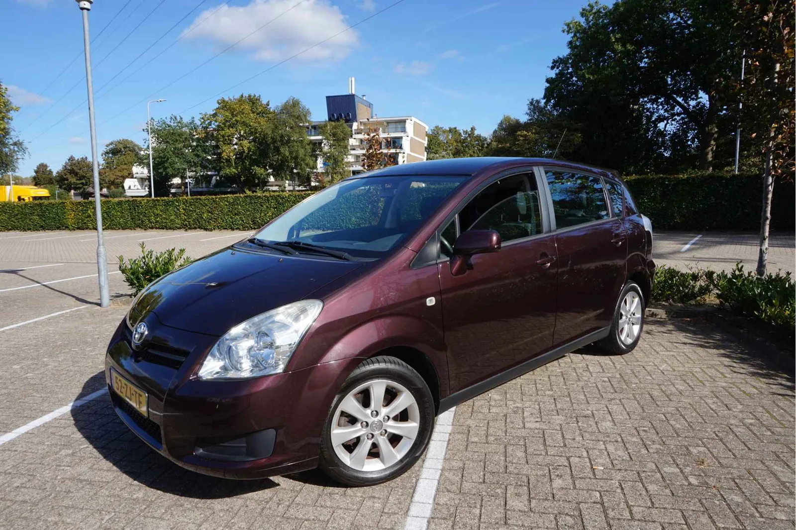 Toyota Verso (2008) — foto 1