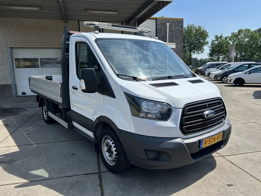 Ford Transit (2016) — foto 1