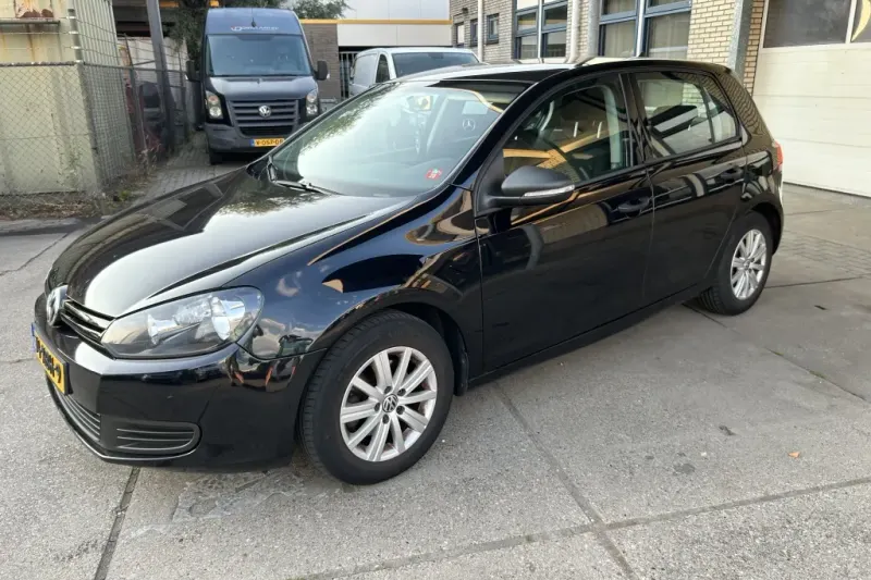 Volkswagen Golf (2012)